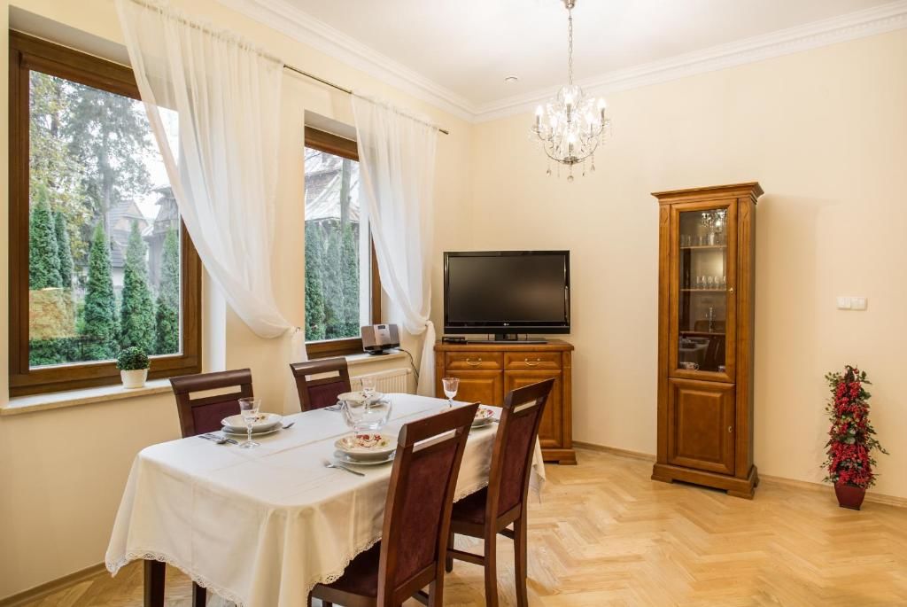 Апартаменты udanypobyt Apartamenty z Basenem Закопане-44